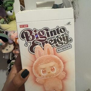 Pop Mart Big Into Energy labubu Loyalty